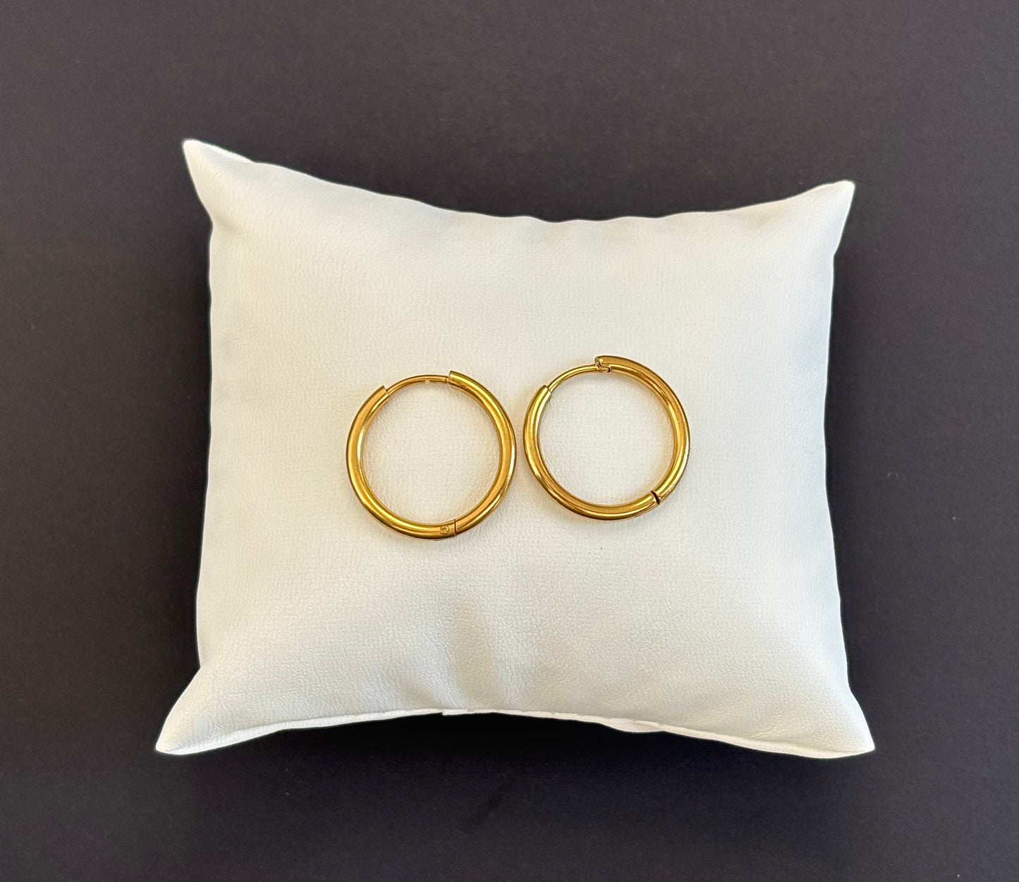 Créoles rondes dorées 16mm